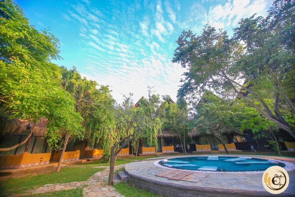 Aswadduma Hotel Dambulla Ngoại thất bức ảnh