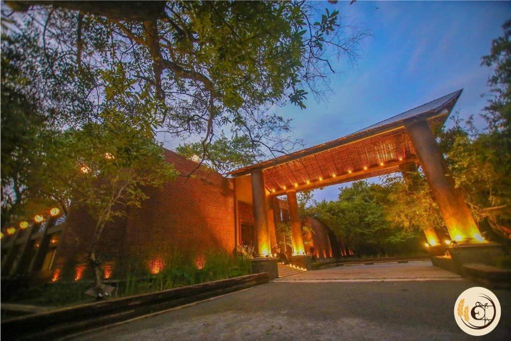 Aswadduma Hotel Dambulla Ngoại thất bức ảnh